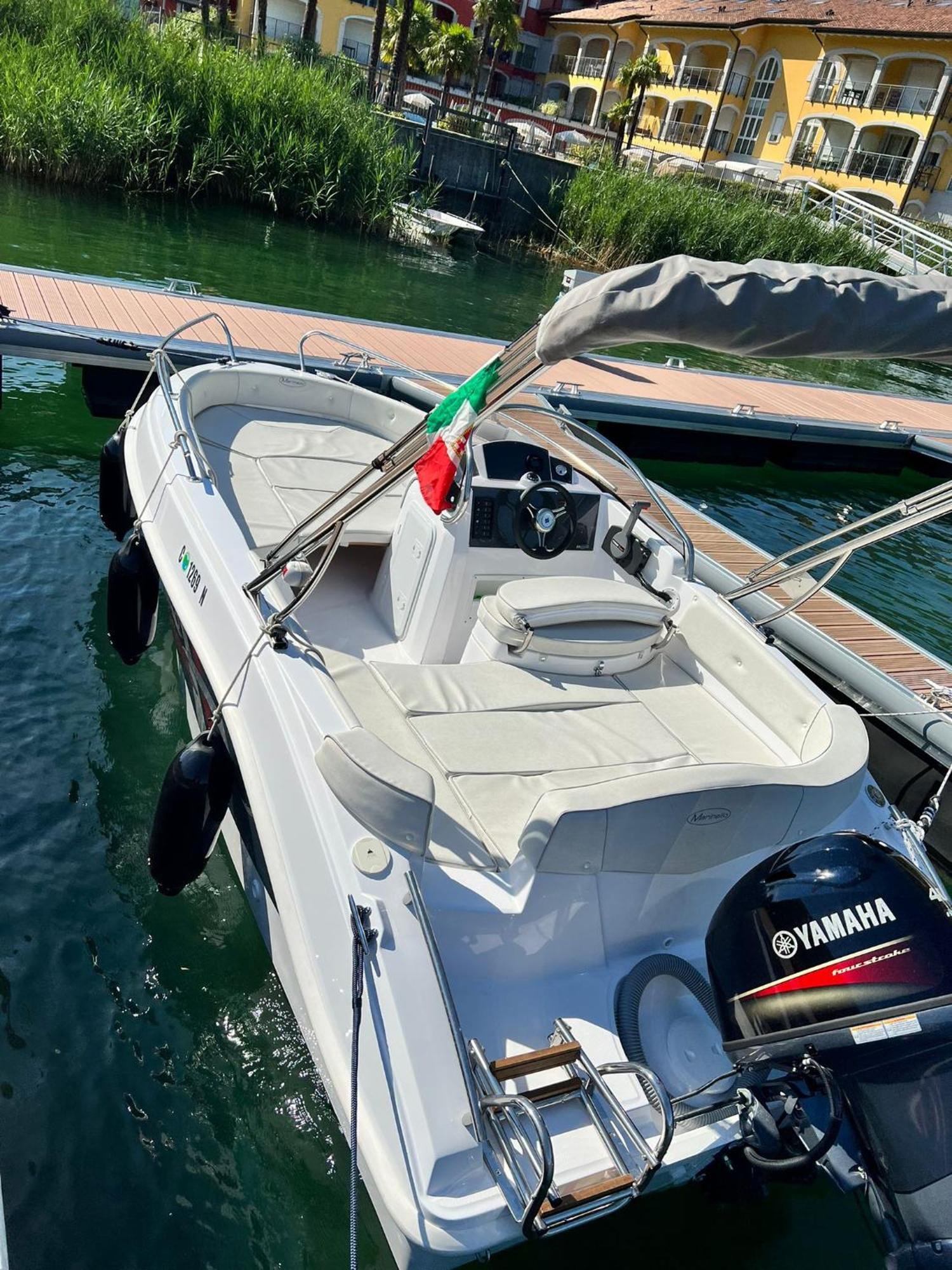 Yachting Residence Lavena Ponte Tresa Exterior photo